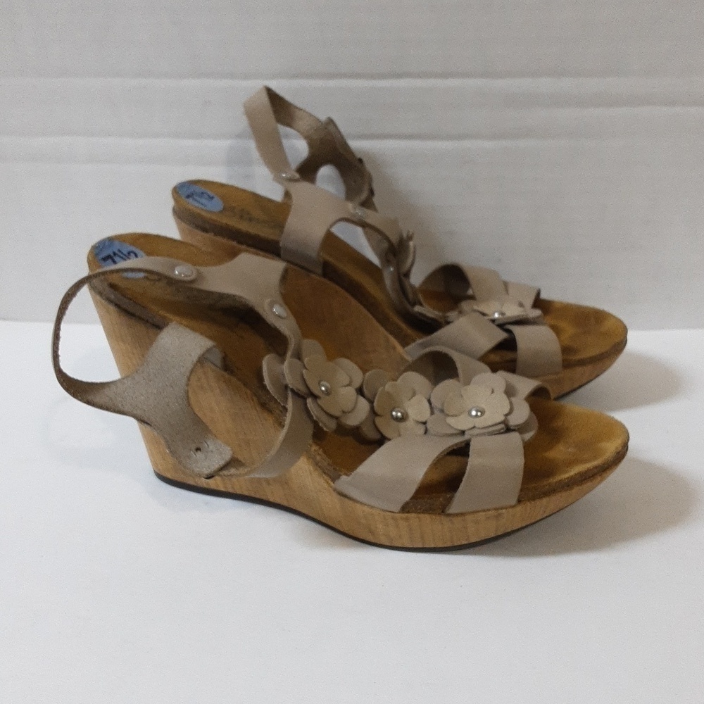 Biostep women leather wedge sandals 7.5 summer casual vacation Y2K official boho